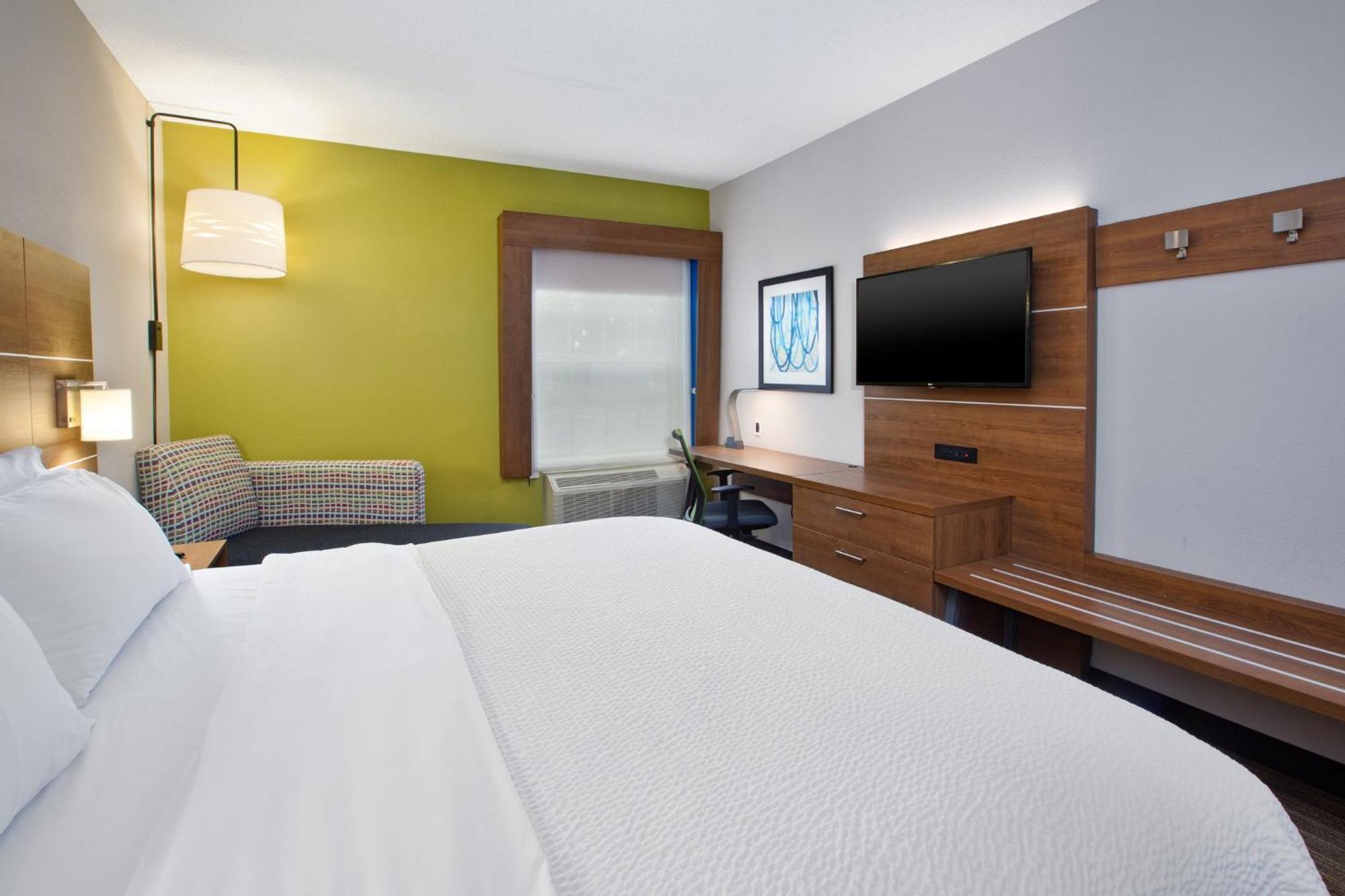 Express & Delaware-columbus Area By Ihg Hotel Sunbury