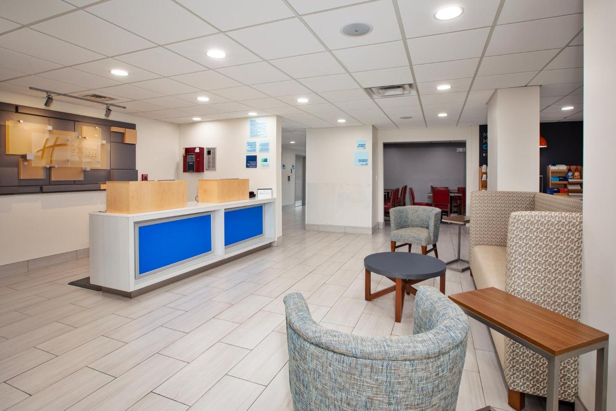 Express & Delaware-columbus Area By Ihg Sunbury