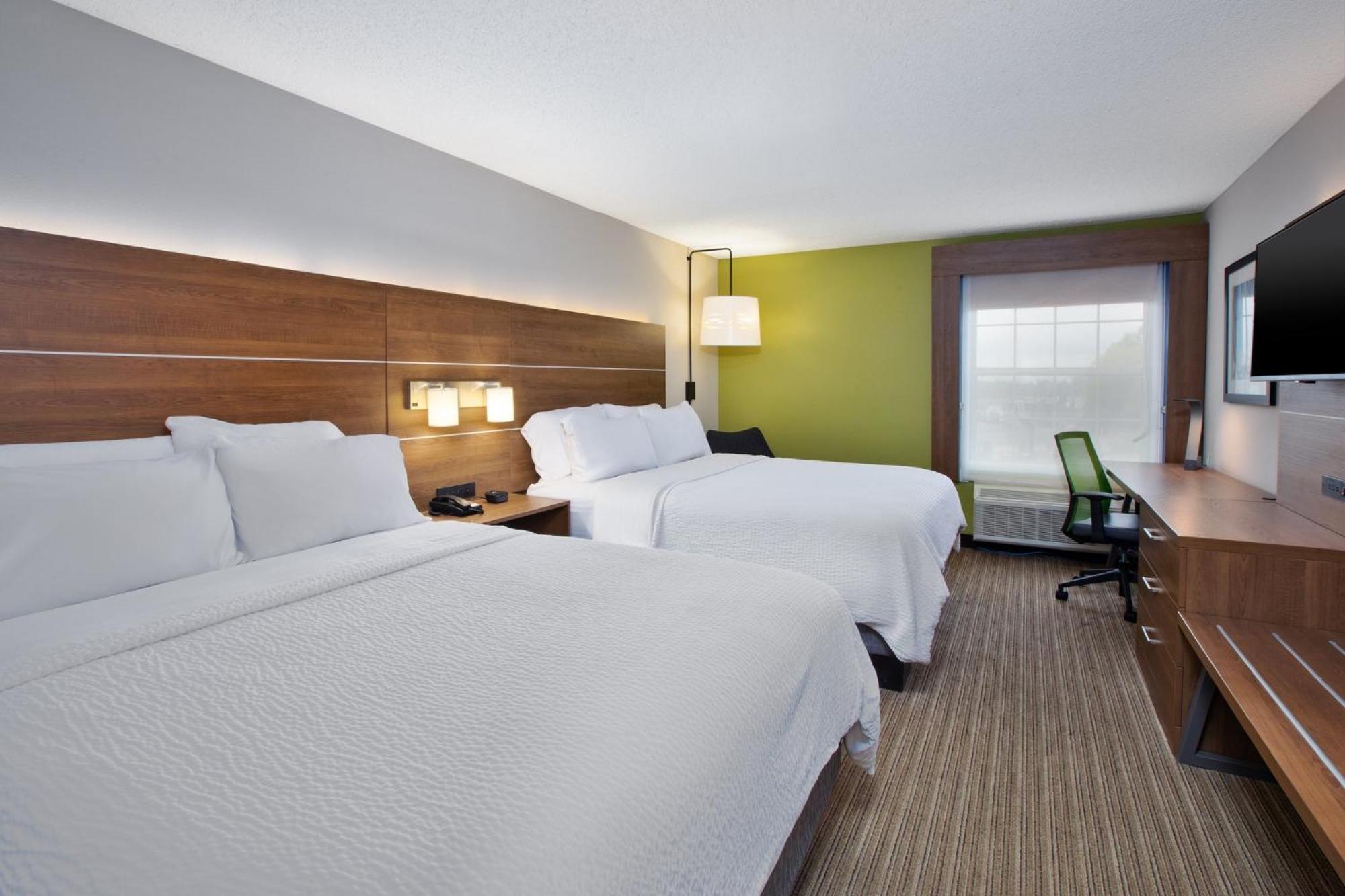 Hotel Express & Delaware-columbus Area By Ihg 2*