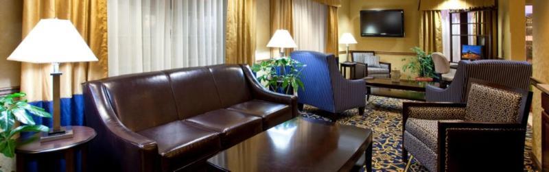 Hotel Express & Delaware-columbus Area By Ihg Sunbury