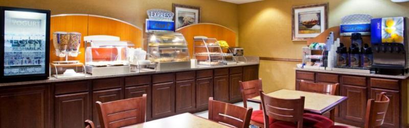Express & Delaware-columbus Area By Ihg Hotel